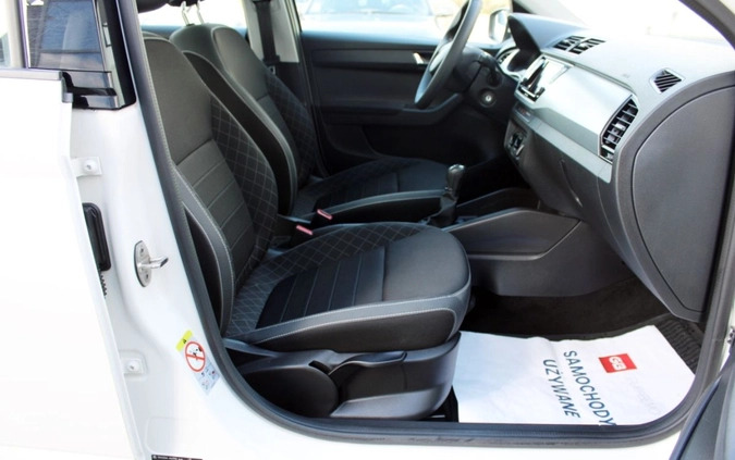 Skoda Fabia cena 51900 przebieg: 79272, rok produkcji 2021 z Kazimierz Dolny małe 352